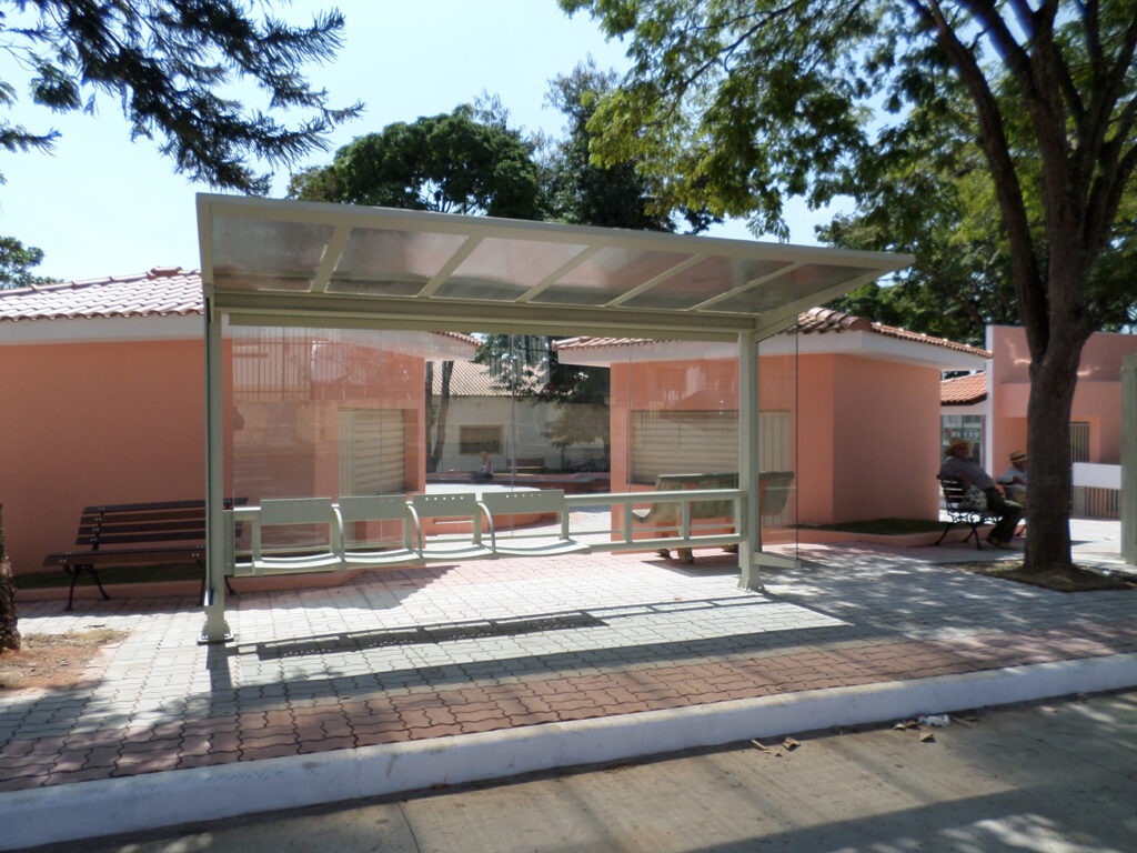Abrigo Glicério 1 spil-abrigo-standart-glicerio-mobiliario-urbano-estruturas-metalicas-passageiro-onibus-fabrica-lixeira-design-terminal-obras-mupi-portico-estacao-brt