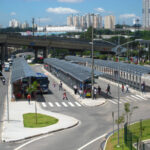 spil-terminal-osasco-mobiliario-urbano-estruturas-metalicas-abrigo-onibus-fabrica-lixeira-design-terminal-obras-mupi-portico-estacao-brt